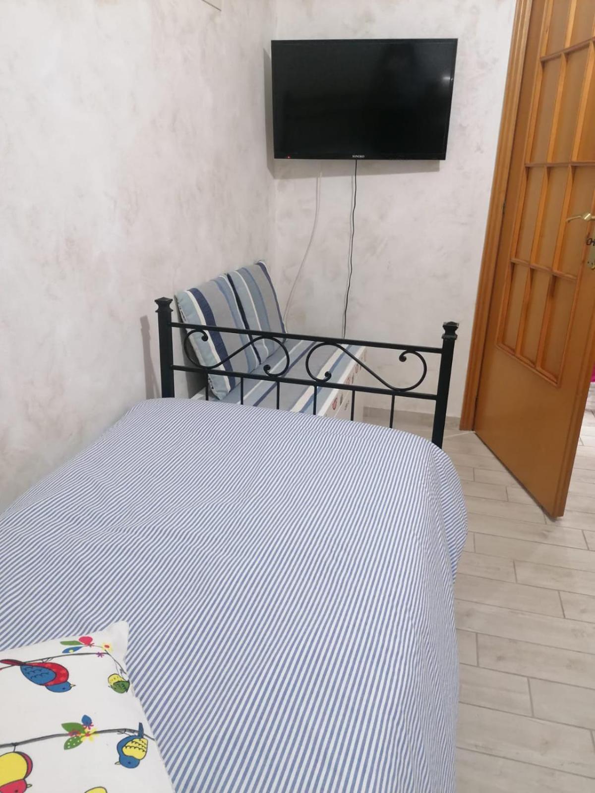 Casa Vacanza Sweet Home Giardini-Naxos Zimmer foto
